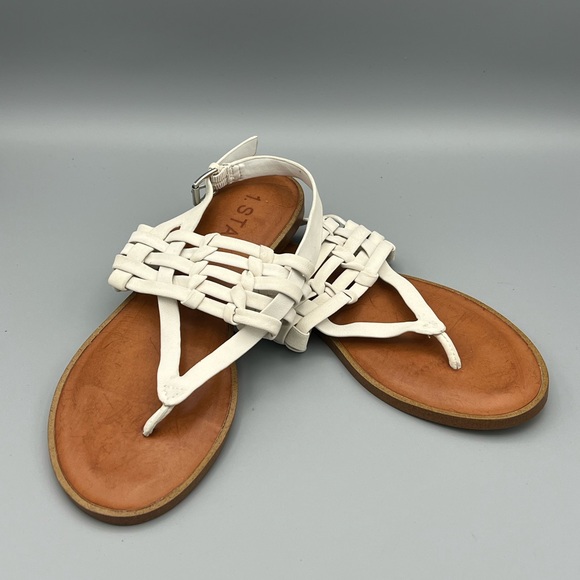 1.State Bone Sandals - Picture 1 of 1